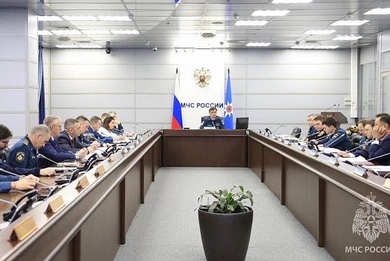 МЧС России построит более 20 объектов в Арктике до 2050 года