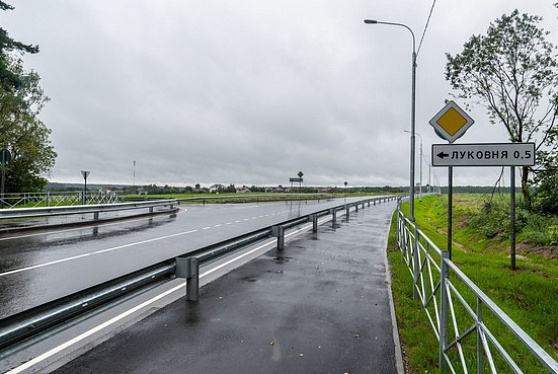 Порядка 250 светофоров и свыше 30 тыс. дорожных знаков установлено по нацпроекту «Инфраструктура для жизни» с начала года